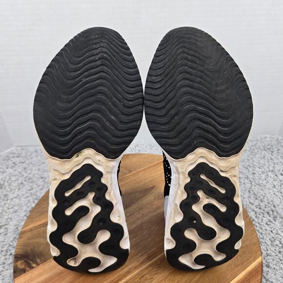 Nike Mens 8.5 React Phantom Run Flyknit 2 Black Team Orange Daily Running Shoe - Picture 8 of 12